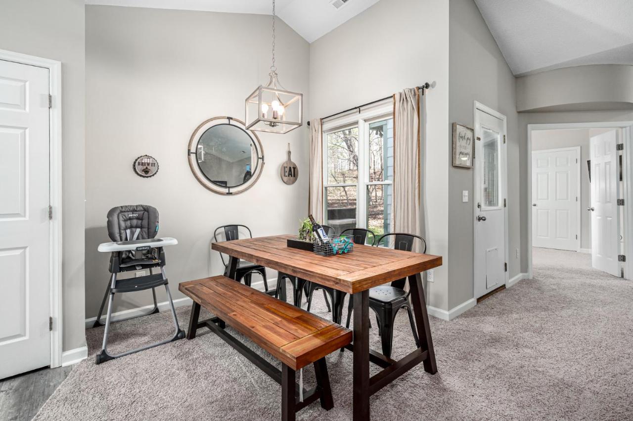 Cozy Industrial Kildaire Farms Home- Near Downtown Cary Extérieur photo