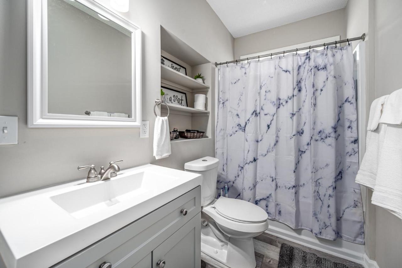 Cozy Industrial Kildaire Farms Home- Near Downtown Cary Extérieur photo